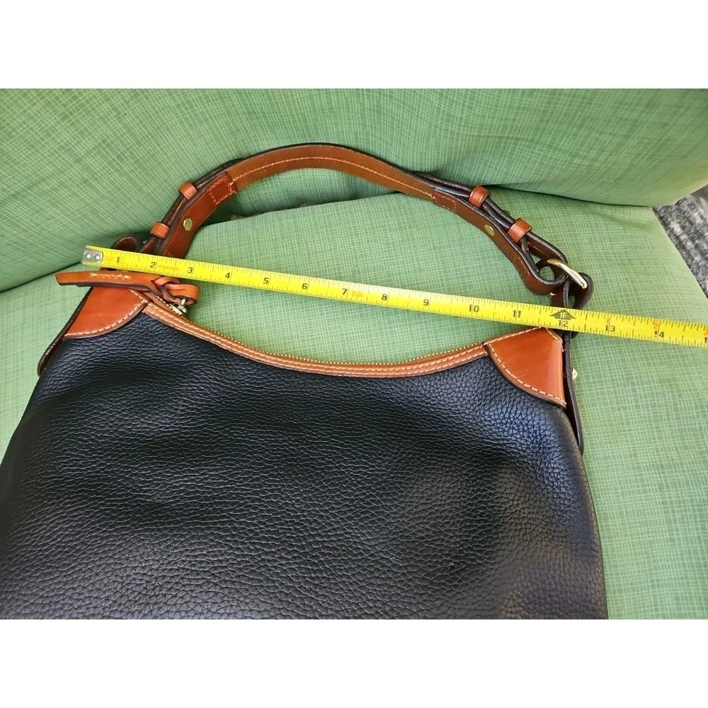 Dooney‎ & Bourke Pebble Grain Leather Hobo Shoulder Bag Red Lining DB Vintage - Picture 9 of 14